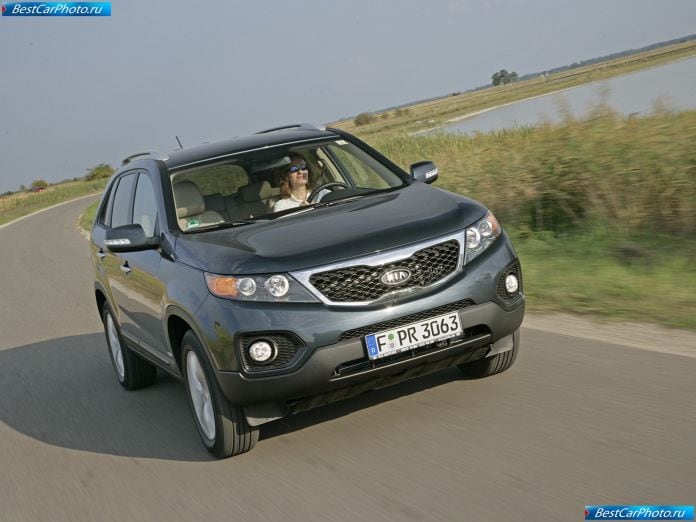 2010 Kia Sorento - фотография 19 из 76