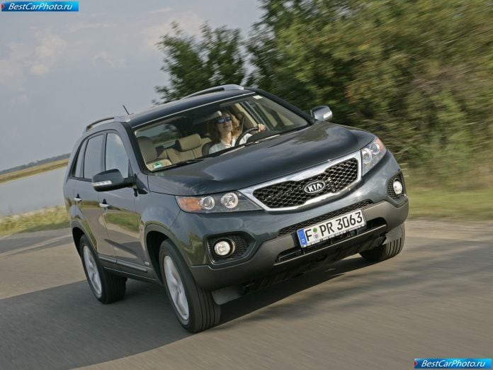 2010 Kia Sorento - фотография 21 из 76
