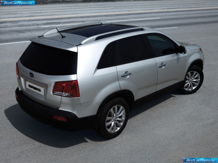 2010 Kia Sorento - фотография 37 из 76