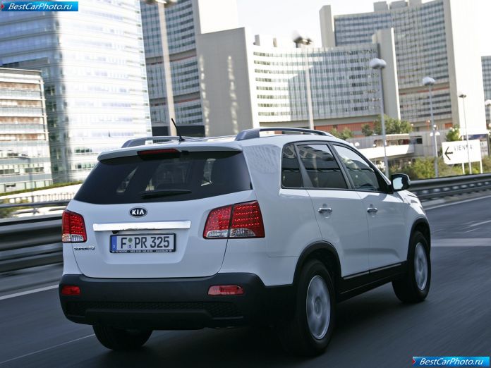 2010 Kia Sorento - фотография 38 из 76