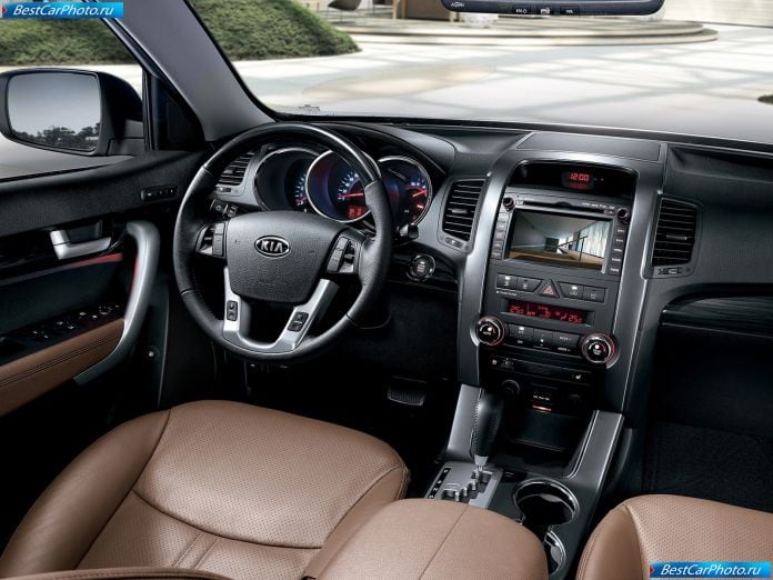 2010 Kia Sorento - фотография 49 из 76