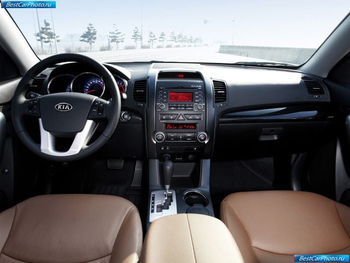 2010 Kia Sorento - фотография 50 из 76