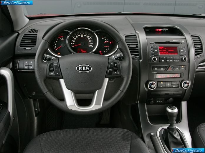 2010 Kia Sorento - фотография 51 из 76