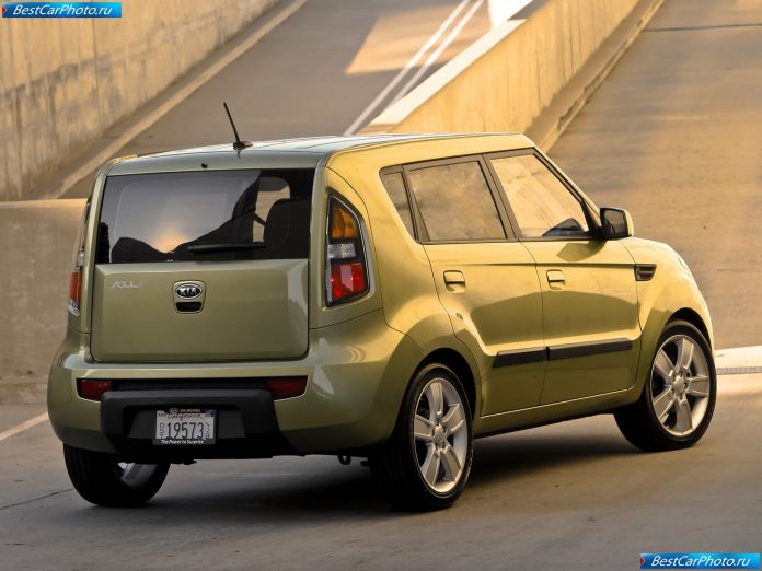 2010 Kia Soul - фотография 24 из 64