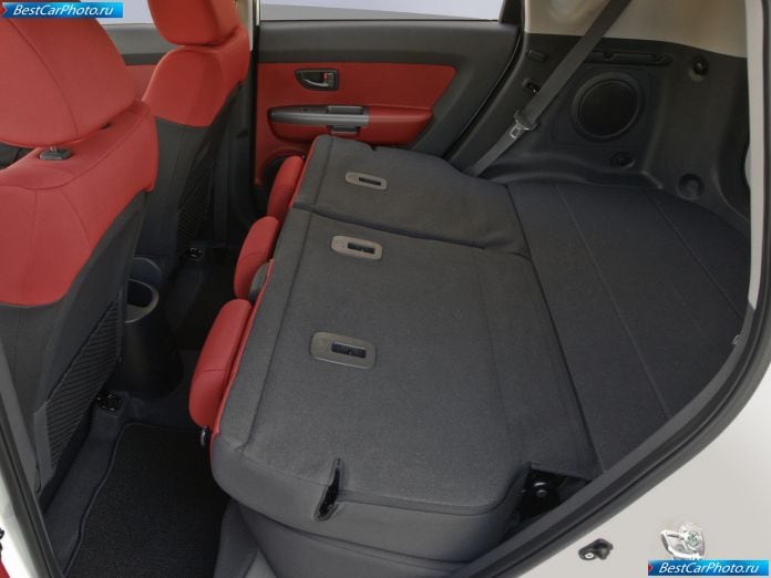 2010 Kia Soul - фотография 40 из 64