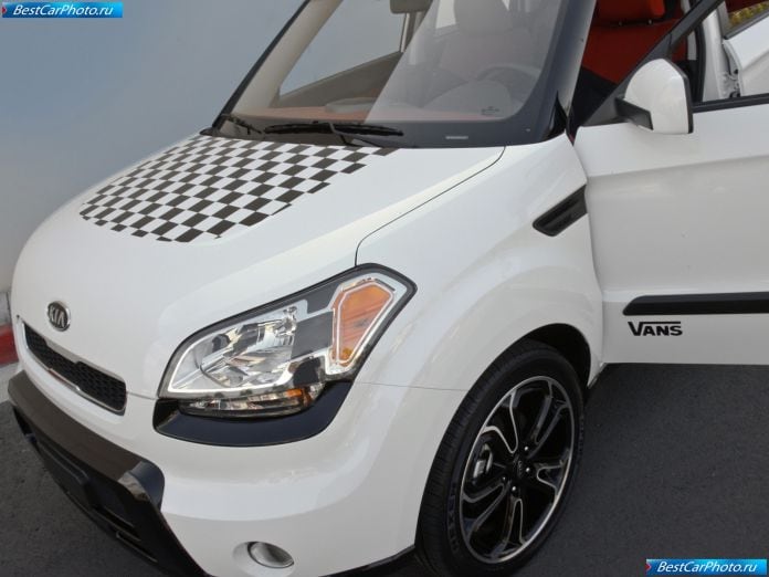 2010 Kia Soul - фотография 50 из 64