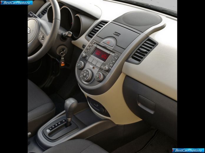 2010 Kia Soul - фотография 61 из 64