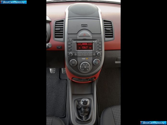 2010 Kia Soul - фотография 62 из 64