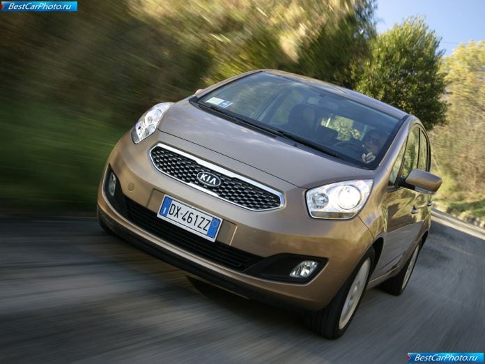 2010 Kia Venga - фотография 2 из 109