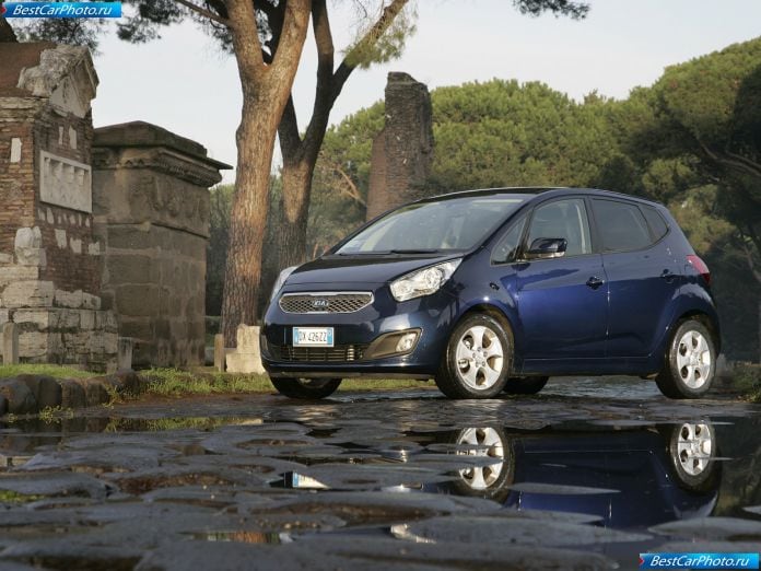 2010 Kia Venga - фотография 16 из 109