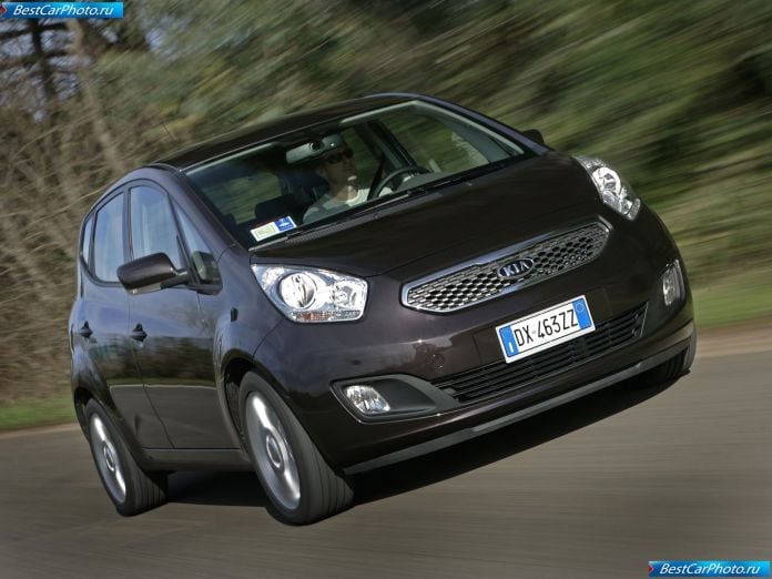 2010 Kia Venga - фотография 18 из 109
