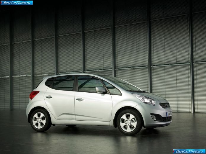 2010 Kia Venga - фотография 33 из 109