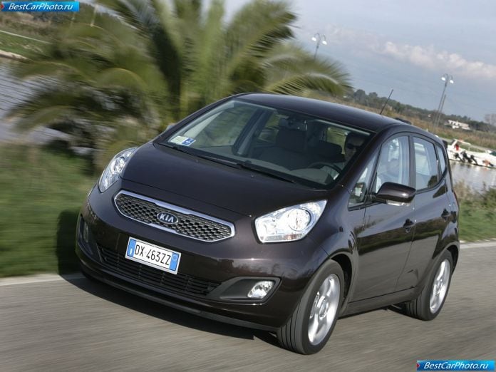 2010 Kia Venga - фотография 36 из 109