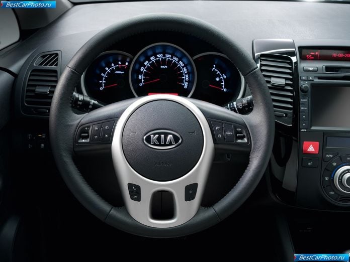 2010 Kia Venga - фотография 80 из 109