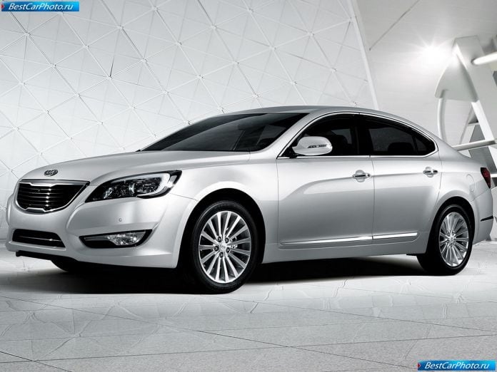 2011 Kia Cadenza - фотография 5 из 13