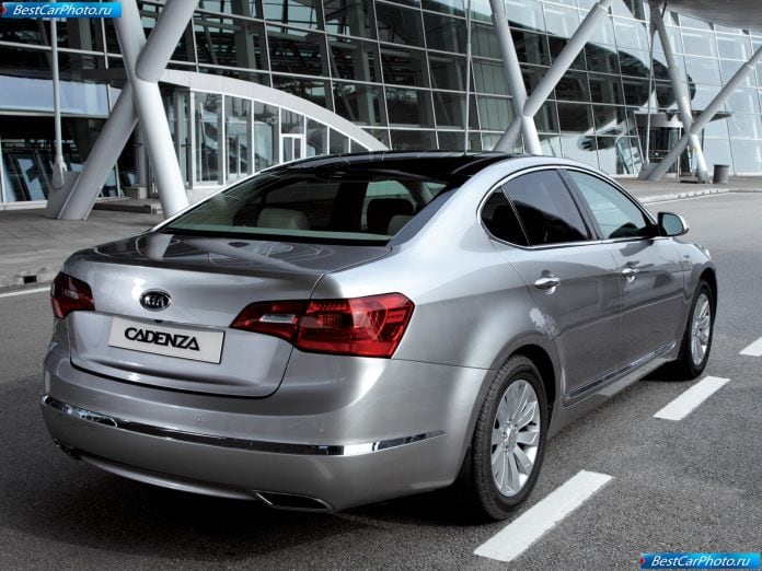 2011 Kia Cadenza - фотография 7 из 13