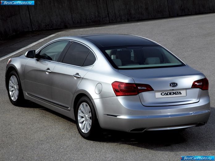 2011 Kia Cadenza - фотография 8 из 13