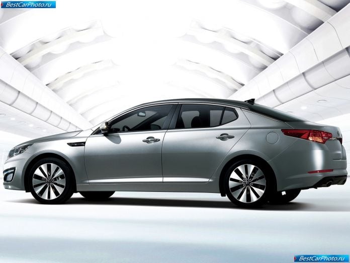 2011 Kia Optima - фотография 7 из 15