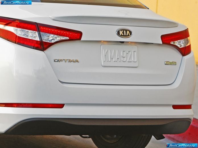 2011 Kia Optima Hybrid - фотография 35 из 45