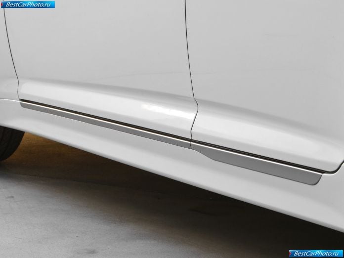 2011 Kia Optima Hybrid - фотография 38 из 45