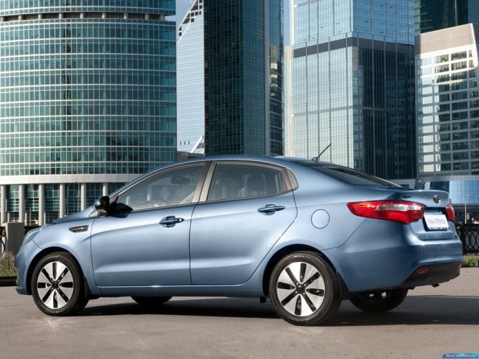 2011 Kia Rio Sedan - фотография 3 из 30