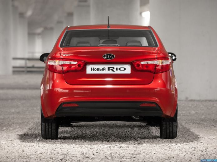 2011 Kia Rio Sedan - фотография 6 из 30