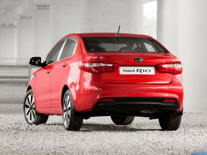 2011 Kia Rio Sedan - фотография 9 из 30