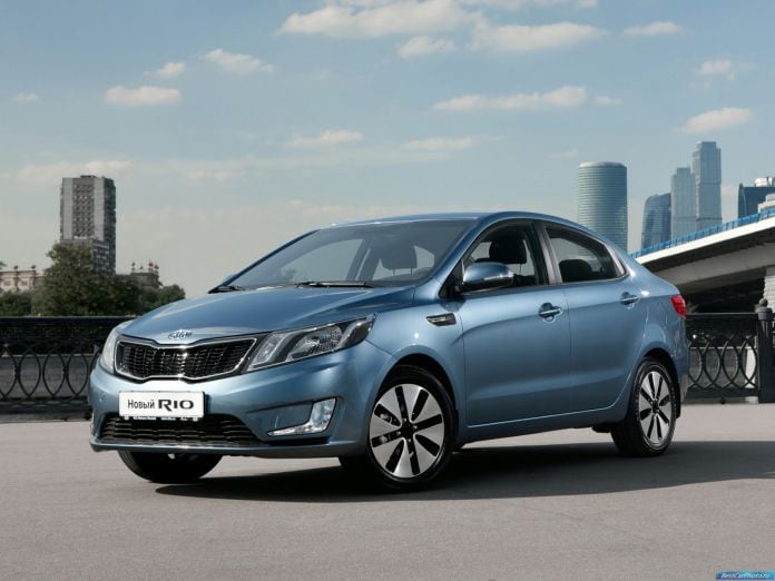 2011 Kia Rio Sedan - фотография 10 из 30
