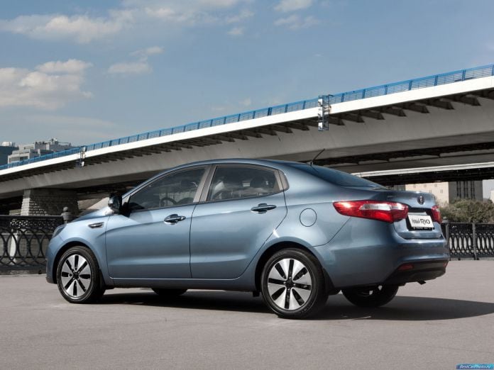 2011 Kia Rio Sedan - фотография 15 из 30