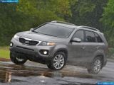 kia_2011-sorento_1600x1200_020.jpg