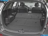 kia_2011-sorento_1600x1200_069.jpg