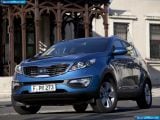 kia_2011-sportage_1600x1200_050.jpg