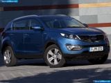 kia_2011-sportage_1600x1200_091.jpg