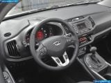 kia_2011-sportage_1600x1200_165.jpg