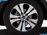 kia_2011-sportage_1600x1200_230.jpg