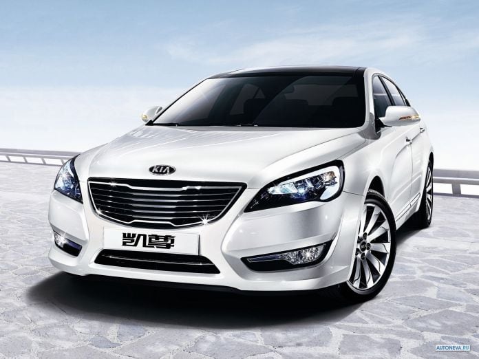 2011 Kia K7 - фотография 1 из 3