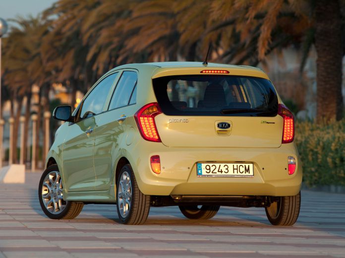 2011 Kia Picanto Hatchback 5D - фотография 18 из 63