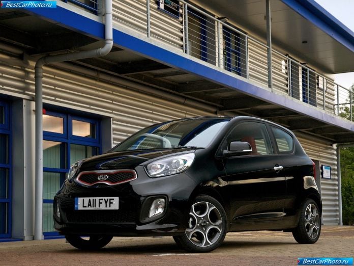 2012 Kia Picanto 3-door - фотография 12 из 41