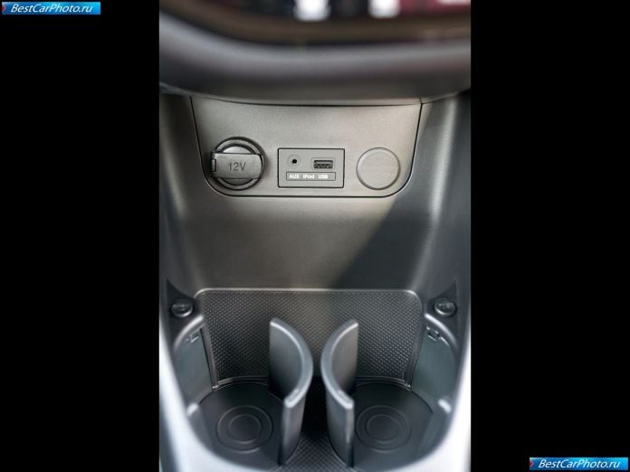 2012 Kia Picanto 3-door - фотография 39 из 41