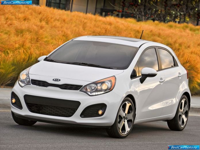 2012 Kia Rio - фотография 3 из 100