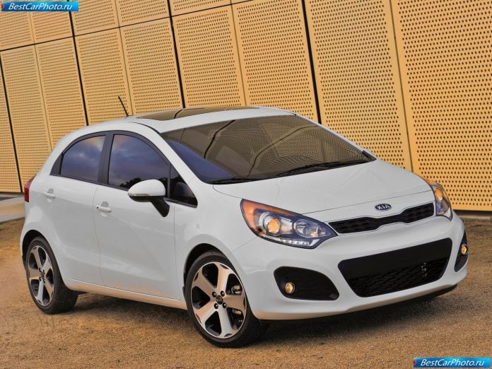 2012 Kia Rio - фотография 12 из 100