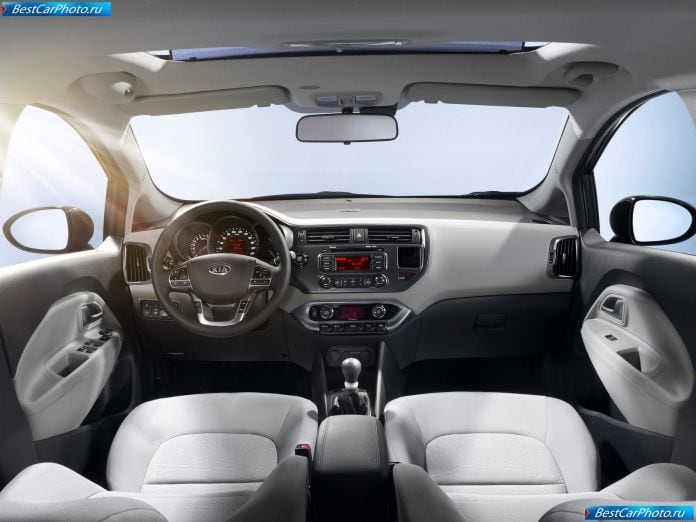 2012 Kia Rio - фотография 63 из 100