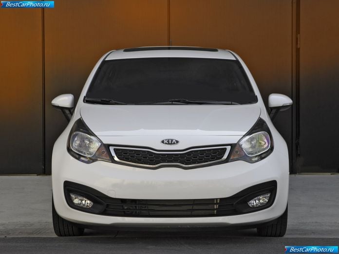 2012 Kia Rio Sedan - фотография 7 из 15