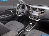 kia_2012-rio_sedan_1600x1200_008.jpg