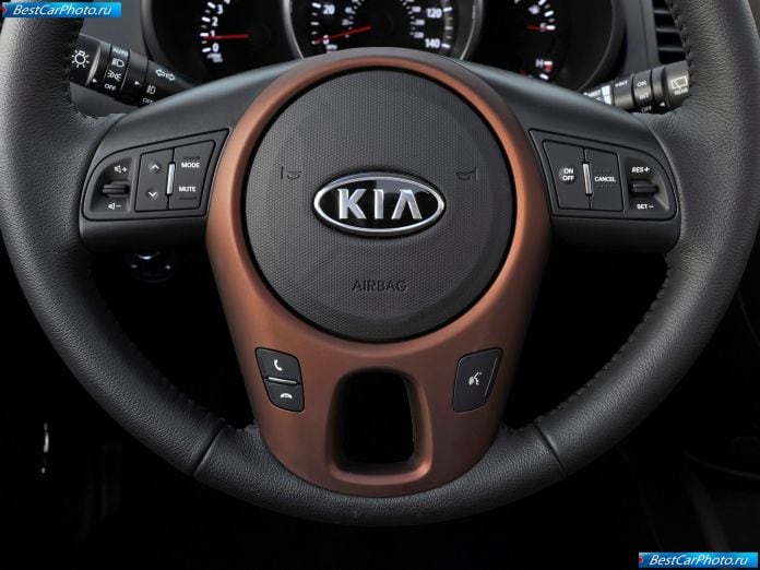 2012 Kia Soul - фотография 15 из 48