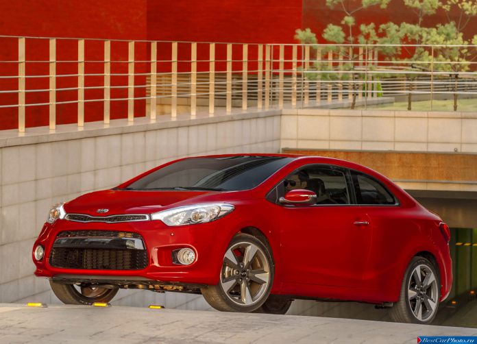 2013 Kia Cerato Koup - фотография 20 из 26