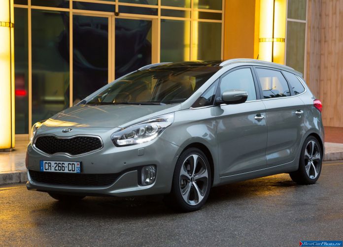2013 Kia Carens - фотография 4 из 199