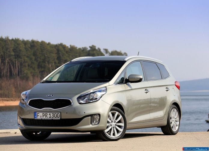 2013 Kia Carens - фотография 9 из 199