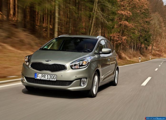2013 Kia Carens - фотография 13 из 199