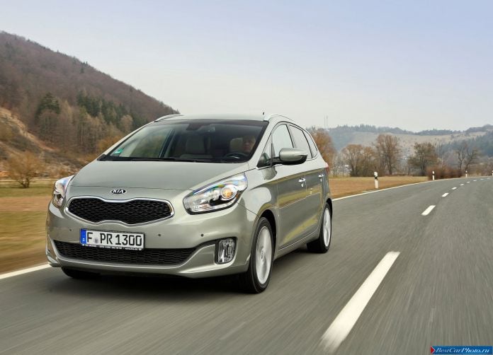 2013 Kia Carens - фотография 14 из 199